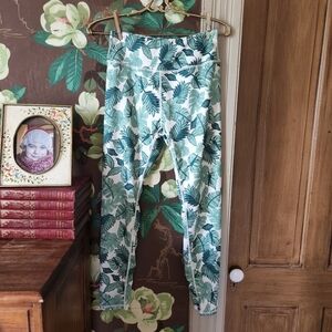 SHEIN Leggings Size Medium
